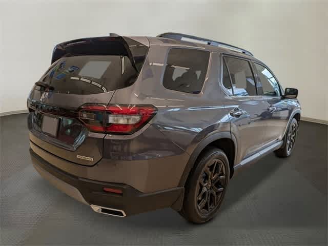 Thumbnail: 2025 Honda Pilot - 5