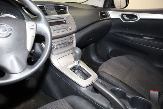 Thumbnail: 2014 Nissan Sentra - 16