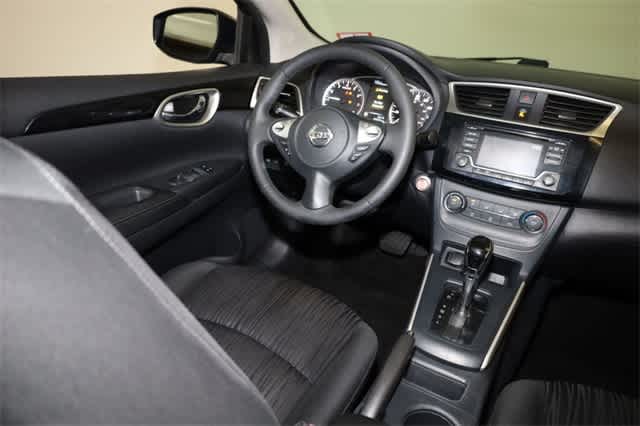 2017 Nissan Sentra SV 16