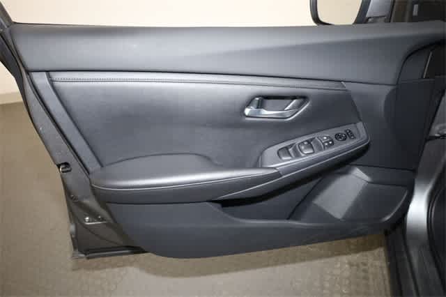 Thumbnail: 2020 Nissan Sentra - 13