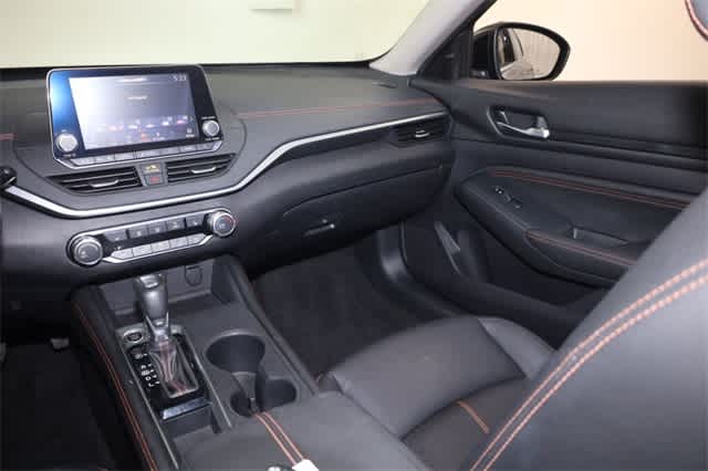 Thumbnail: 2020 Nissan Altima - 18