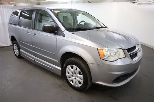 Thumbnail: 2015 Dodge Grand Caravan - 10