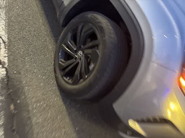 Thumbnail: 2022 Volkswagen Atlas - 19