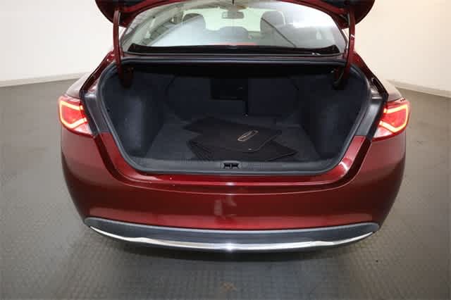 Thumbnail: 2016 Chrysler 200 - 36