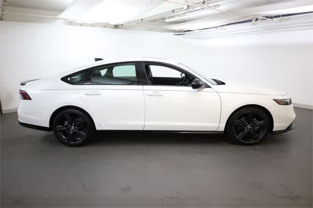 Thumbnail: 2024 Honda Accord - 9