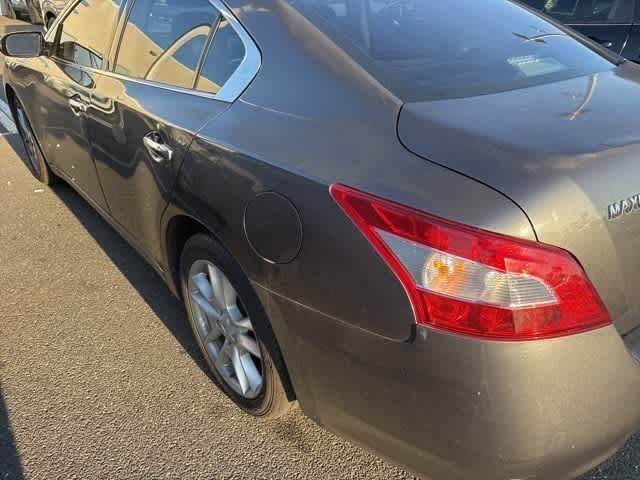 Thumbnail: 2011 Nissan Maxima - 15