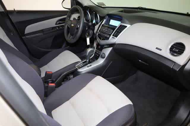 Thumbnail: 2014 Chevrolet Cruze - 29