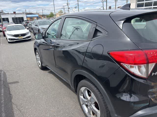 Thumbnail: 2019 Honda HR-V - 6