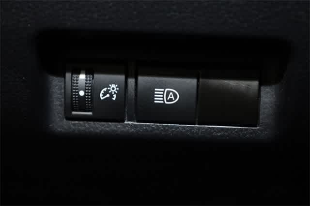 Thumbnail: 2022 Toyota RAV4 - 26