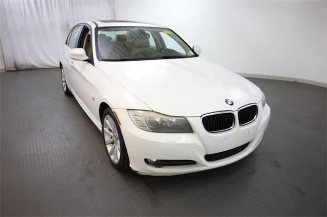 Thumbnail: 2011 BMW 3 Series - 11