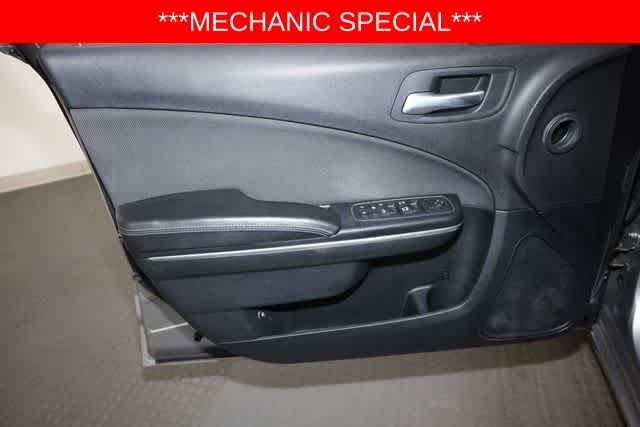 Thumbnail: 2015 Dodge Charger - 13