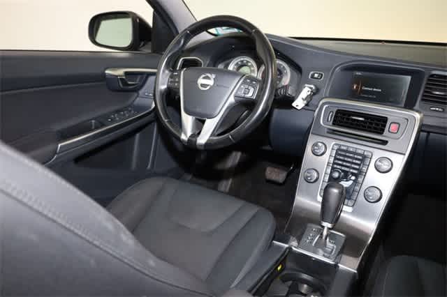 Thumbnail: 2012 Volvo S60 - 16