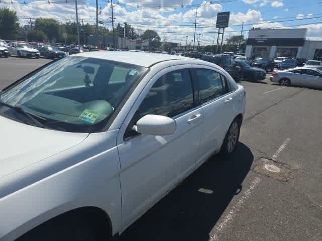 Thumbnail: 2012 Chrysler 200 - 3