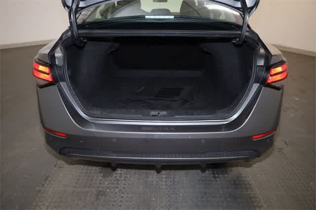 Thumbnail: 2020 Nissan Sentra - 33