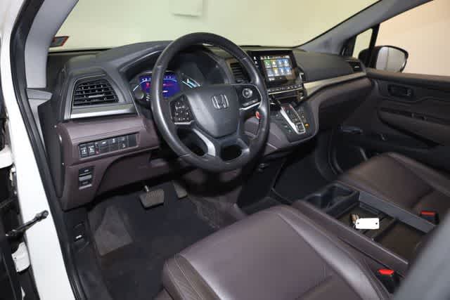 Thumbnail: 2018 Honda Odyssey - 14