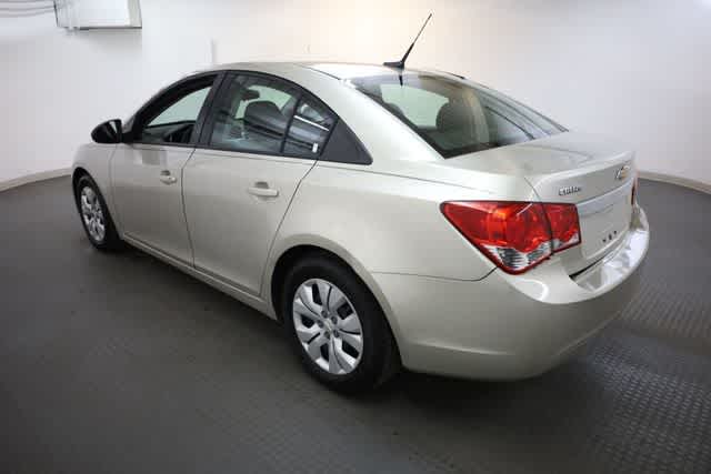Thumbnail: 2014 Chevrolet Cruze - 4