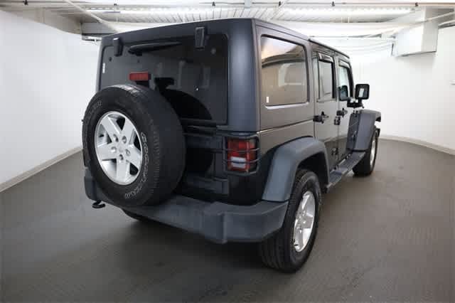 Thumbnail: 2014 Jeep Wrangler - 7