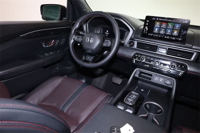 Thumbnail: 2025 Honda Pilot - 16
