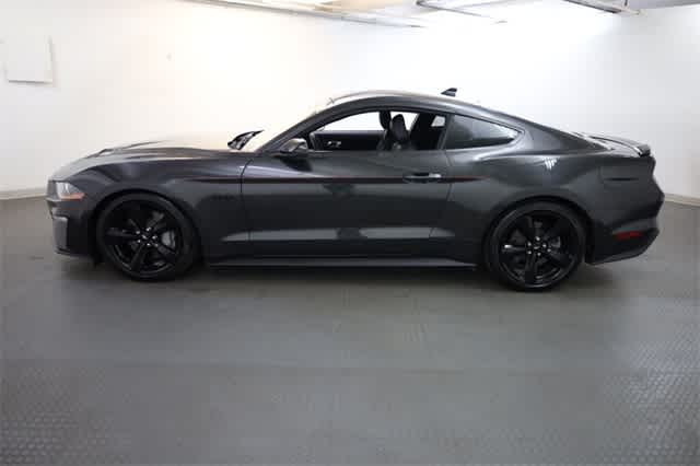 Thumbnail: 2022 Ford Mustang - 3