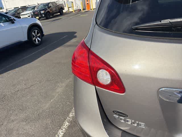 Thumbnail: 2012 Nissan Rogue - 19