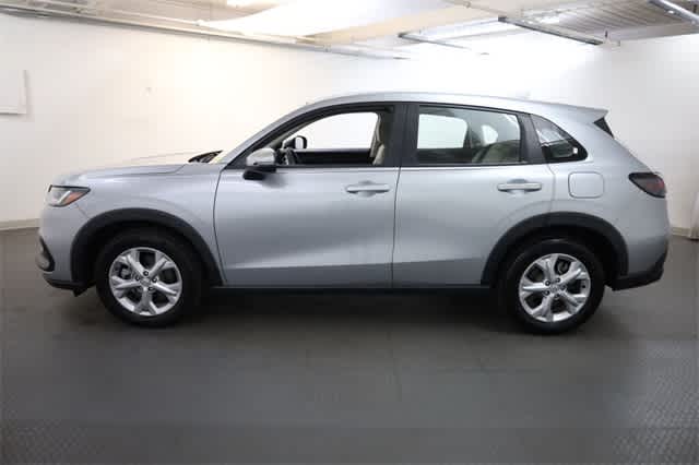 Thumbnail: 2023 Honda HR-V - 3