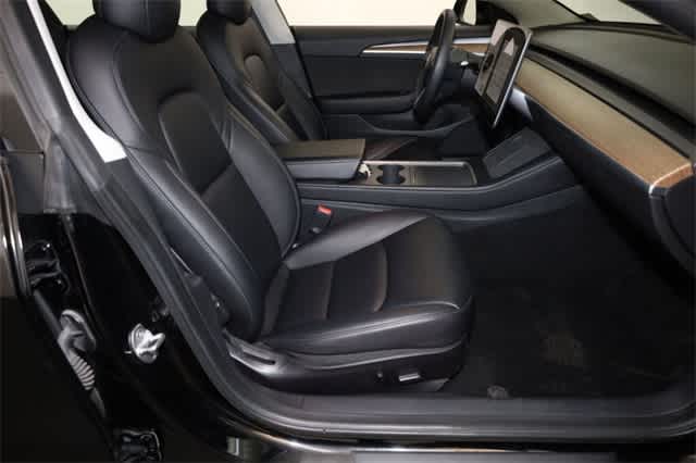 Thumbnail: 2022 Tesla Model 3 - 20