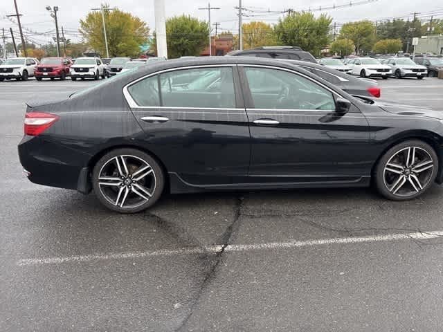 Thumbnail: 2017 Honda Accord - 14