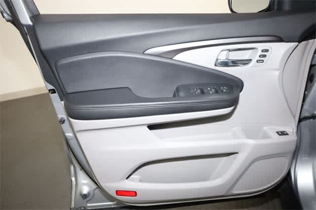 Thumbnail: 2022 Honda Pilot - 13