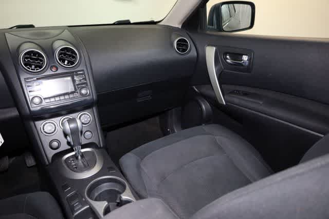 Thumbnail: 2012 Nissan Rogue - 22