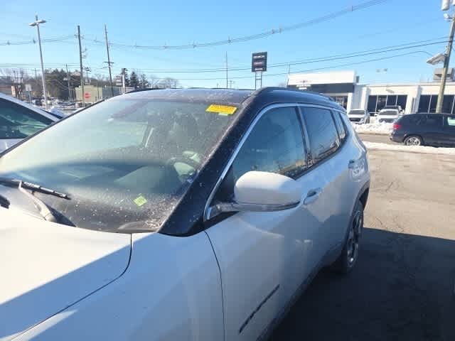 Thumbnail: 2018 Jeep Compass - 3