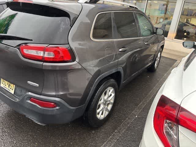 Thumbnail: 2015 Jeep Cherokee - 11