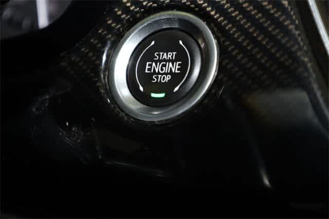 Thumbnail: 2022 Cadillac XT6 - 33