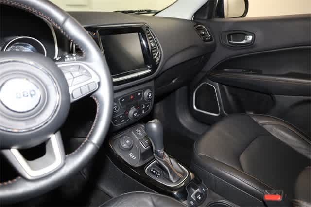 Thumbnail: 2018 Jeep Compass - 23