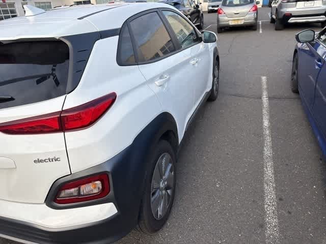 Thumbnail: 2021 Hyundai Kona - 10