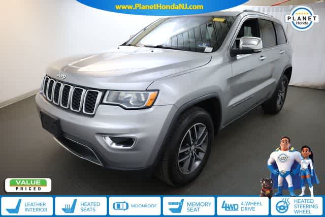 Thumbnail: 2017 Jeep Grand Cherokee - 1