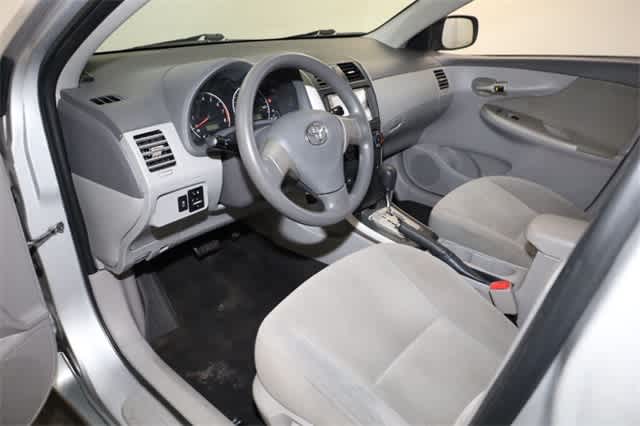Thumbnail: 2010 Toyota Corolla - 14