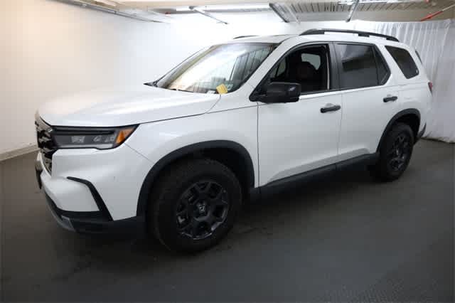 Thumbnail: 2024 Honda Pilot - 2