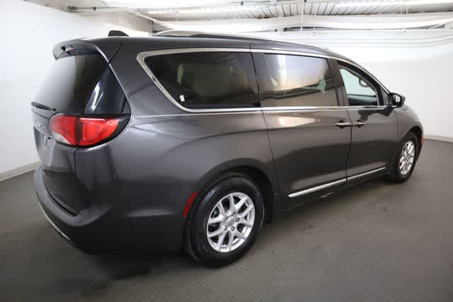 Thumbnail: 2020 Chrysler Pacifica - 8