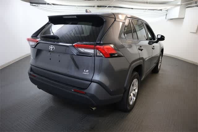 2023 Toyota RAV4 LE 7