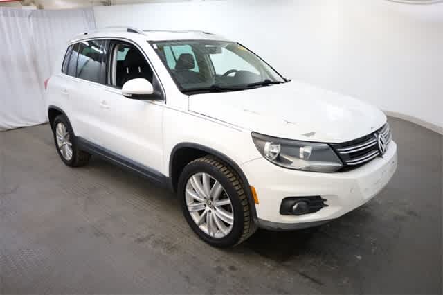 Thumbnail: 2012 Volkswagen Tiguan - 10