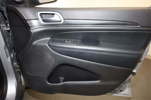 Thumbnail: 2021 Jeep Grand Cherokee - 22