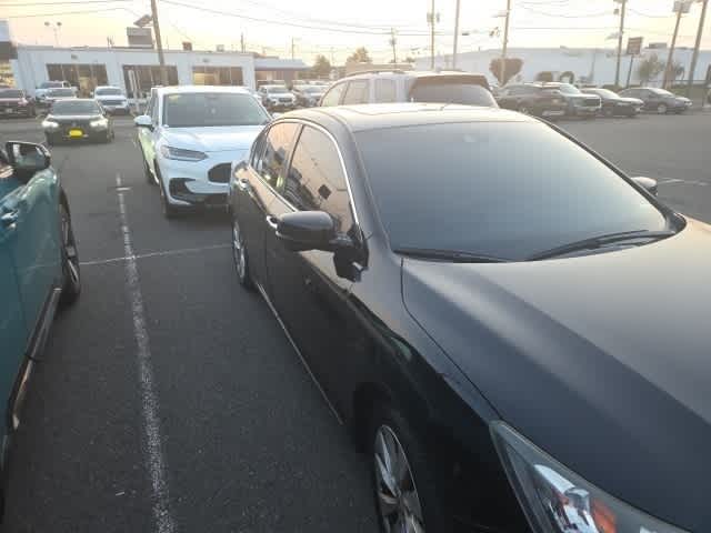 Thumbnail: 2015 Honda Accord - 17