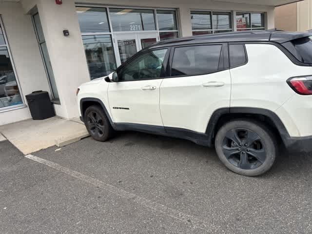 Thumbnail: 2019 Jeep Compass - 6