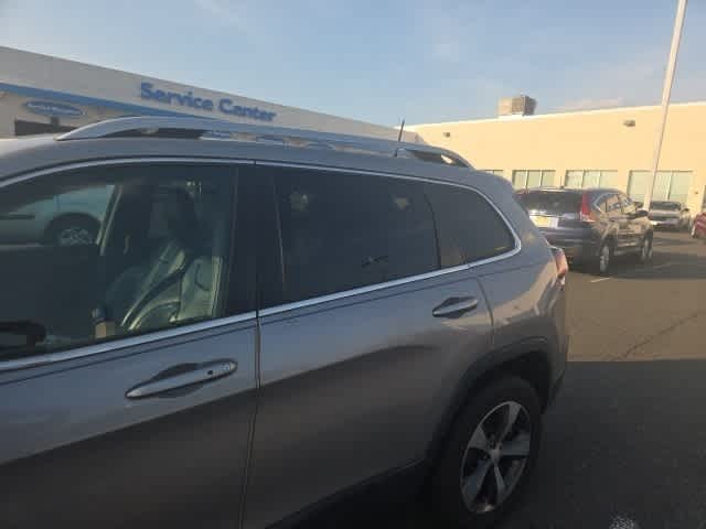 Thumbnail: 2019 Jeep Cherokee - 4