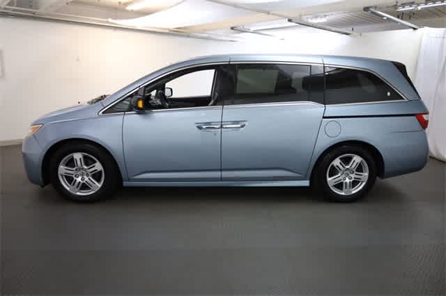 Thumbnail: 2012 Honda Odyssey - 3