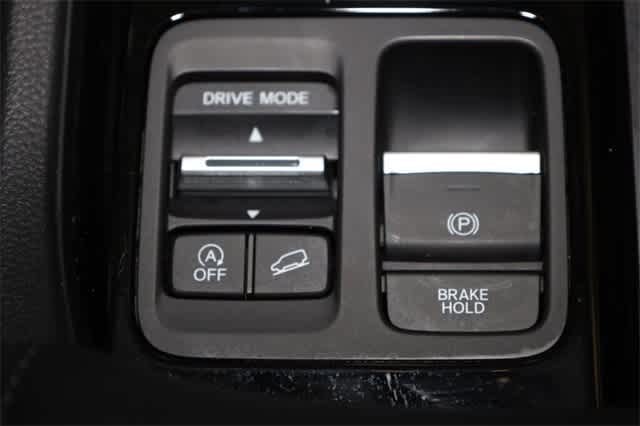2023 Honda Pilot Touring 33
