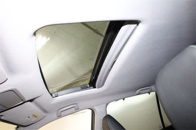 Thumbnail: 2022 Honda Pilot - 28