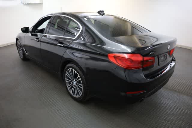 Thumbnail: 2018 BMW 5 Series - 4