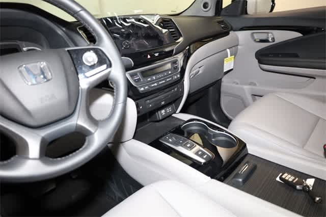 Thumbnail: 2022 Honda Pilot - 23