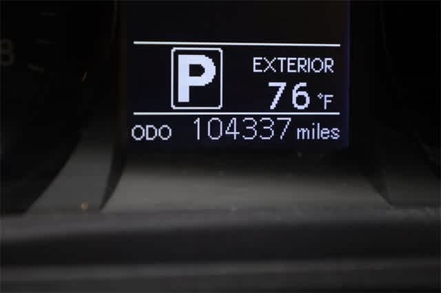 Thumbnail: 2015 Toyota Sienna - 25